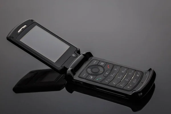 Vieux Téléphone Portable Usé Ancienne Sur Fond Gris — Photo