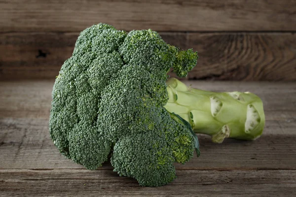 Fresh Broccoli Wooden Background Green — Stock Photo, Image