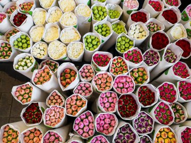 çiçek buketleri Satılık