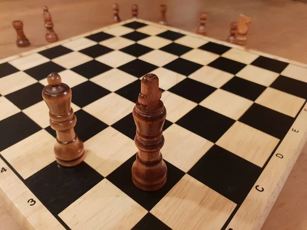 How Play Wooden Board Game Chess Improvisation Different Angles Chess — Stock Photo, Image