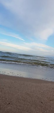 Baltık Denizi plaj sabah