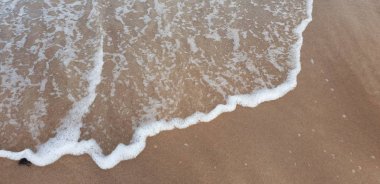 Baltık Denizi plajın kumları