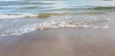 Baltık Denizi plaj sabah