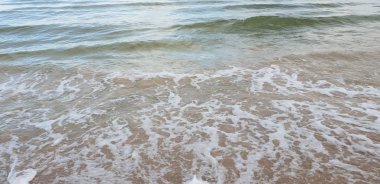 Baltık Denizi plaj sabah