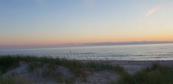 Пляжі Балтійського Моря Узбережжя Берегової Лінії Під Час Заходу Сонця — стокове фото