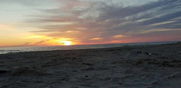 Baltische Zee Strand Zee Kust Tijdens Een Zonsondergang Zomeravond — Stockfoto