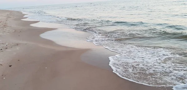 Balti Tengeri Strand Tengerpart Part Nyár Esti Naplemente Alatt — Stock Fotó