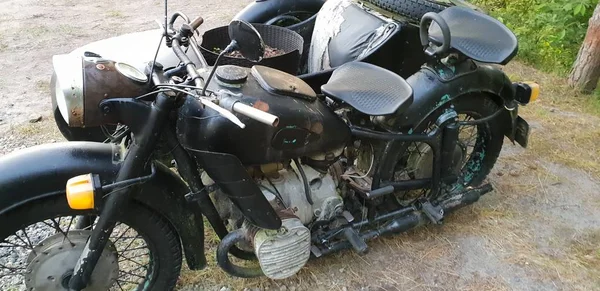 Unieke Oude Motorfiets Permanent Nog Antieke — Stockfoto