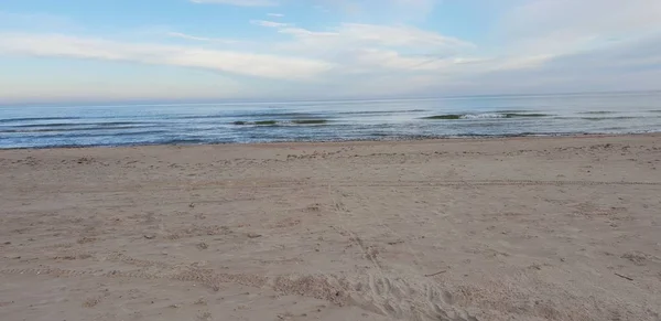 朝はバルト海のビーチ — ストック写真