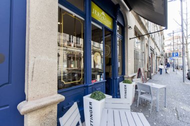 Jeroboam bir dükkan ve tamamen birkaç marka şampanya şarap bölgesi dört alt bölgelerinden featuring şampanya, dünya adanmış bar. 