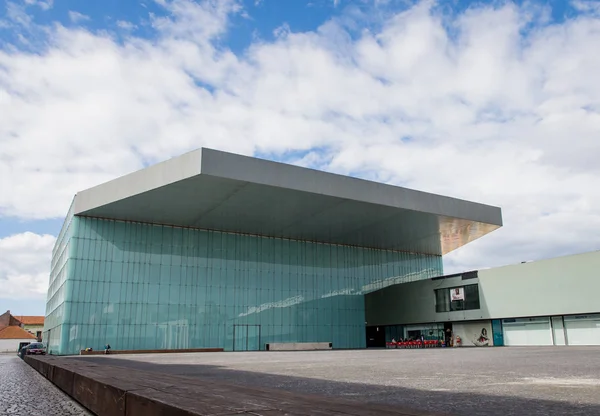 Ilhavo 文化センター ポルトガルのガラス建築 — ストック写真