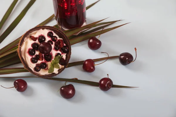 Dessert Whipped Cream Fresh Cherries Currants Cherry Juice Ice Palm — Stock Photo, Image