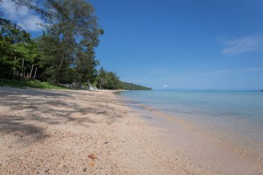 Sabah Bangpor sahilinde Samui Adası, Tayland