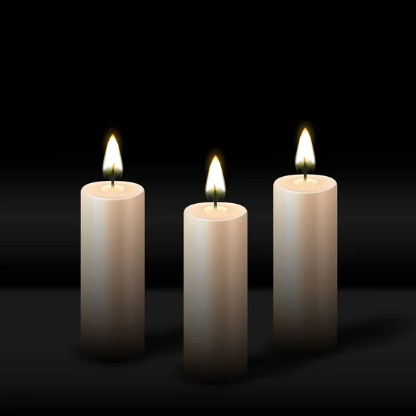 Três queimando vela pilar realista no fundo preto — Vetor de Stock