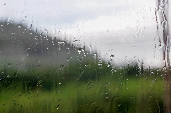 Csepp Víz Egy Ablakon Esős Napon — Stock Fotó