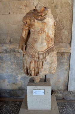 Akrostiş Akropol / Yunanistan - 25 Eylül 2013: Müze eser, 1900'lerden önce