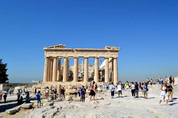 Partenon ve Akropolis 25 Eylül 2013 tarihinde - Müzeler dış, iç ve sergiler, 1900'lerden önce