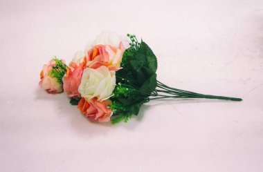 Portre üzerinde arka plan, klasik eski film tasarımı, vintage ve sanat sesi buket gül