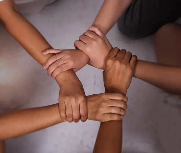 Selektiver Der Ring Der Hände Teamarbeit Gestapelt Das Kollaborationskonzept Warmer — Stockfoto