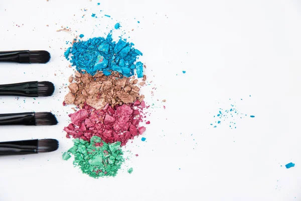 Arka Plan Gösteri Pigment Glitter Product Kozmetik Fırça Sol Tarafındaki — Stok fotoğraf
