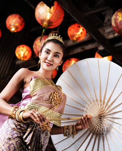 Dama Vestido Tradicional Tailandés — Foto de Stock