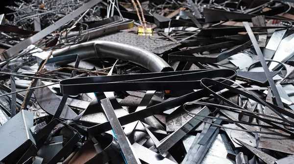 Der Stählerne Müllhintergrund Bereitet Sich Auf Das Recycling Vor — Stockfoto