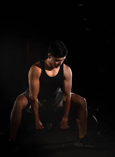 Handsome Man Raising Dumbbell Kneel Doing Exercise Buit Muscle Fit — Stock Photo, Image