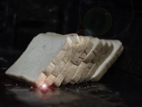 背景に焼きパンのスタック レンズフレア効果 — ストック写真