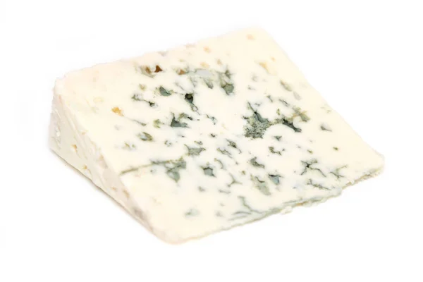 Franse Roquefort Blauwe Kaas Geïsoleerd Een Witte Studio Achtergrond — Stockfoto