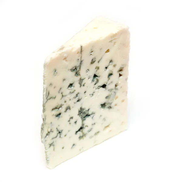 Franse Roquefort Blauwe Kaas Geïsoleerd Een Witte Studio Achtergrond — Stockfoto