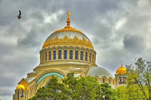 Kroonstad. Kanalları ve Kronstadt Parklar. St. Petersburg.