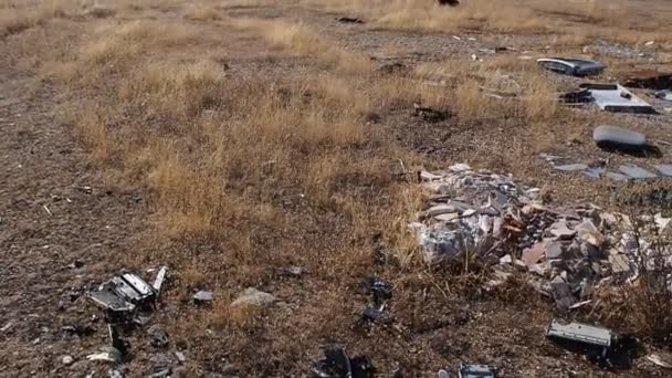 Tanah Kosong Yang Digunakan Sebagai Tempat Pembuangan Sampah — Stok Video