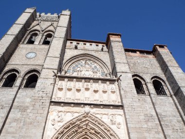 Tarihi ortaçağ katedrali binası. Din