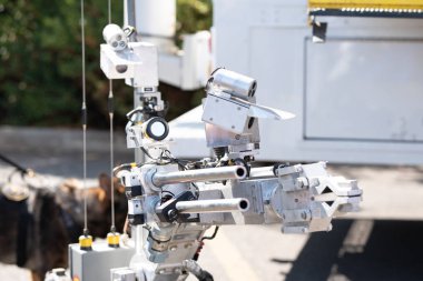 Askeri bomba etkisiz hale getirmek robot ile çoban köpek içinde belgili tanımlık geçmiş.