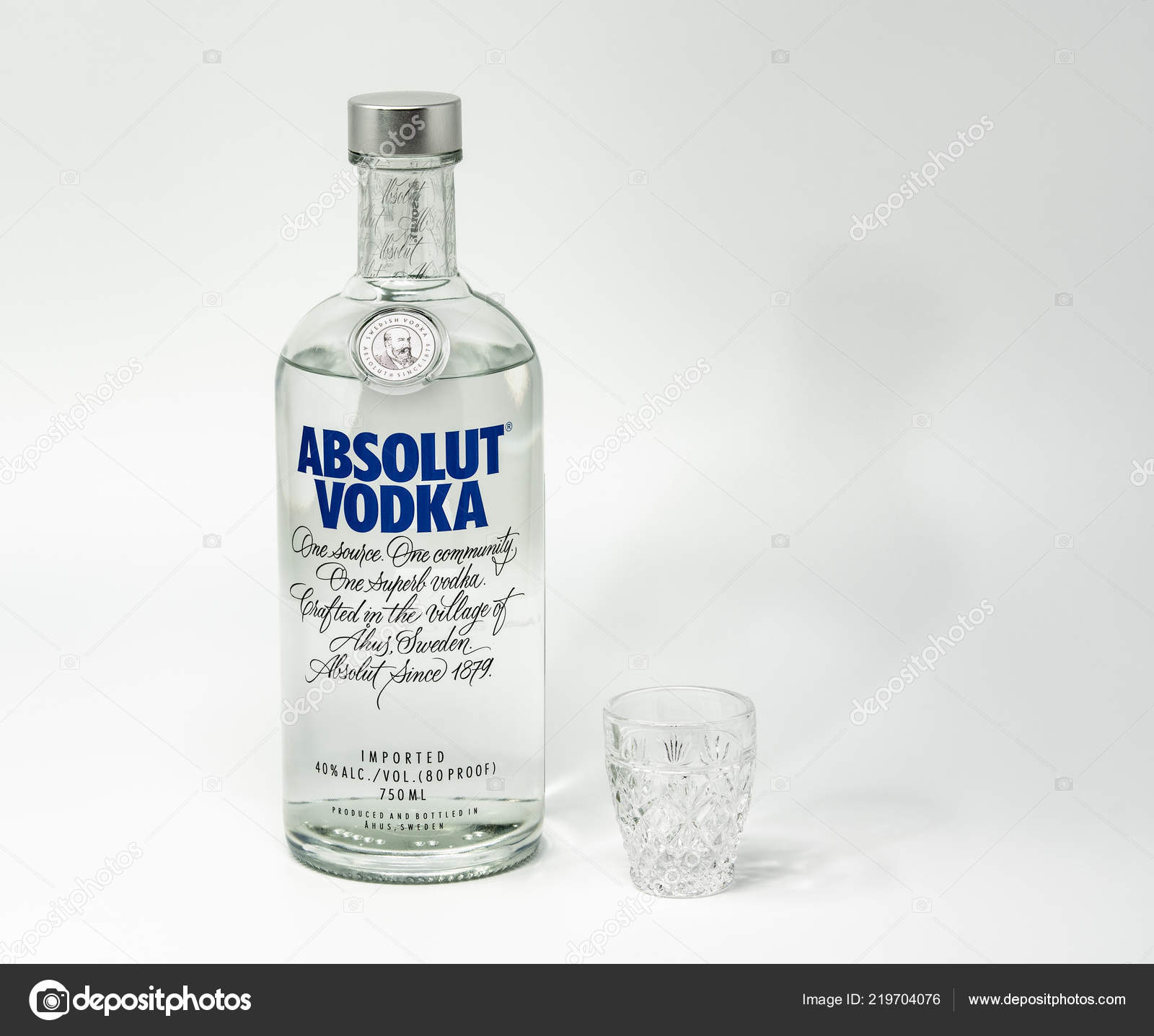 Portland Usa October 2018 Absolut Vodka Shot Glass – Stock Editorial Photo © frostedcmos@yahoo.com #219704076