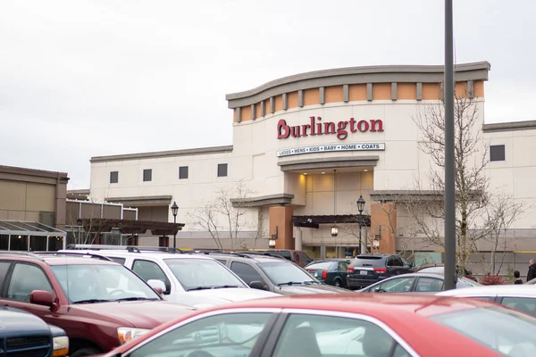 Portland Usa Décembre 2018 Burlington Devant Magasin Avec Des Voitures — Photo