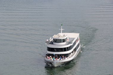 Konstanz Gölü üzerinde gemi