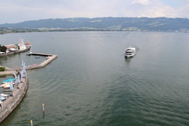 Konstanz Gölü üzerinde gemi