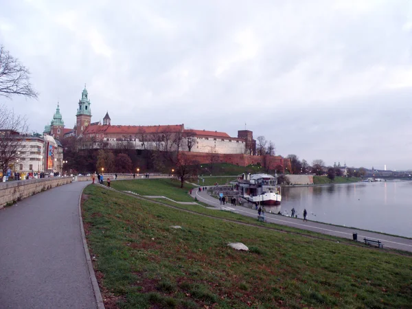 Krakau Wawel Kasteel Met Vistula Rivier Polen Herfst — Stockfoto