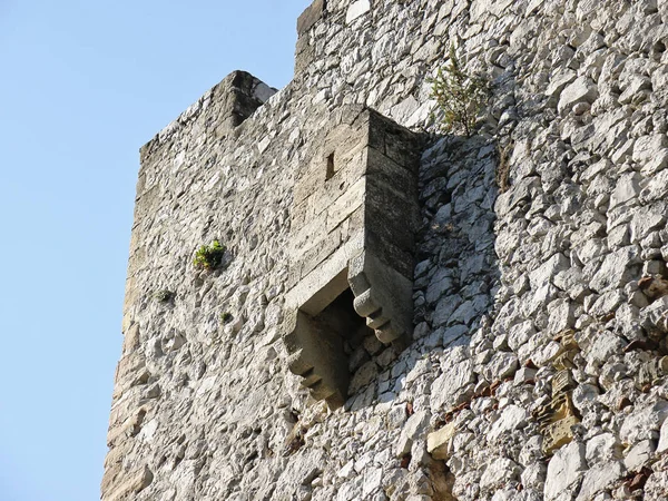 中世の石造りの城の砦 — ストック写真