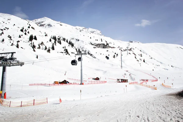 Zurs Avusturya 2018 Kayak Bakırlı Kablo Araba Asansörler Ile — Stok fotoğraf