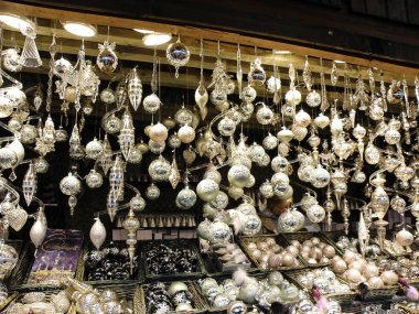 Gümüş Noel süsler içinde belgili tanımlık çarşı Viyana