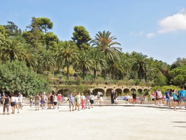 Barselona, İspanya - 14 Ağustos 2012: Barcelona, İspanya 'da Park Guell' de Agave 
