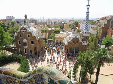 Barselona, İspanya - 14 Ağustos 2012: Barcelona, İspanya 'da Park Guell' de Agave 