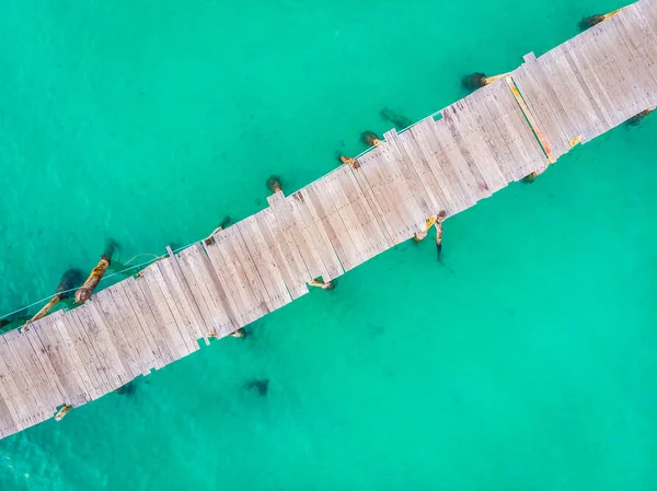 Vista Aérea Cais Com Mar Oceano Para Viagens Férias — Fotografia de Stock