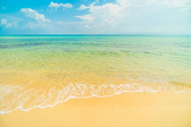 Güzel Cennet Adası boş plaj ve deniz için kopya alanı - tatil tatil kavramı ile