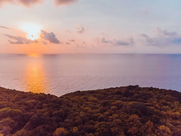 Vista Aérea Del Mar Playa Con Palmera Coco Isla Atardecer — Foto de Stock