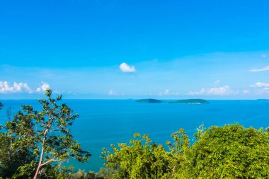 Nokta matsee deniz ve dağ ile Tayland chumphon ilinde görüntülemek