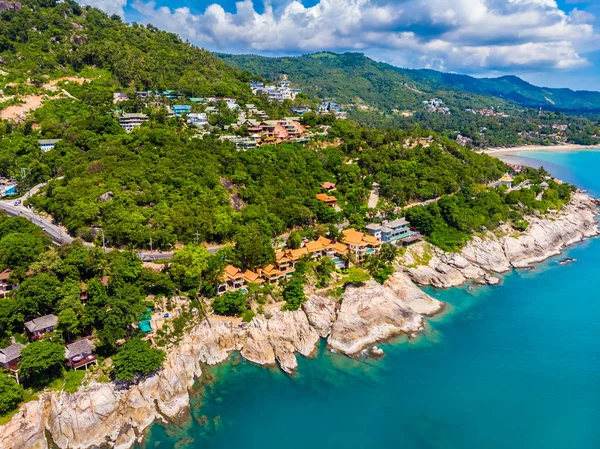 Güzel tropikal plaj ve deniz hurma ve koh samui Adası seyahat ve tatil için diğer ağacında havadan görünümü