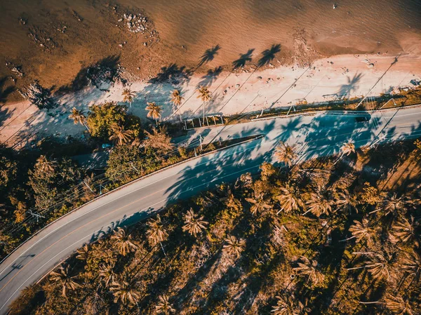 Plaj ve deniz chumphon İl Tayland seyahat ve tatil için güzel havadan görünümü